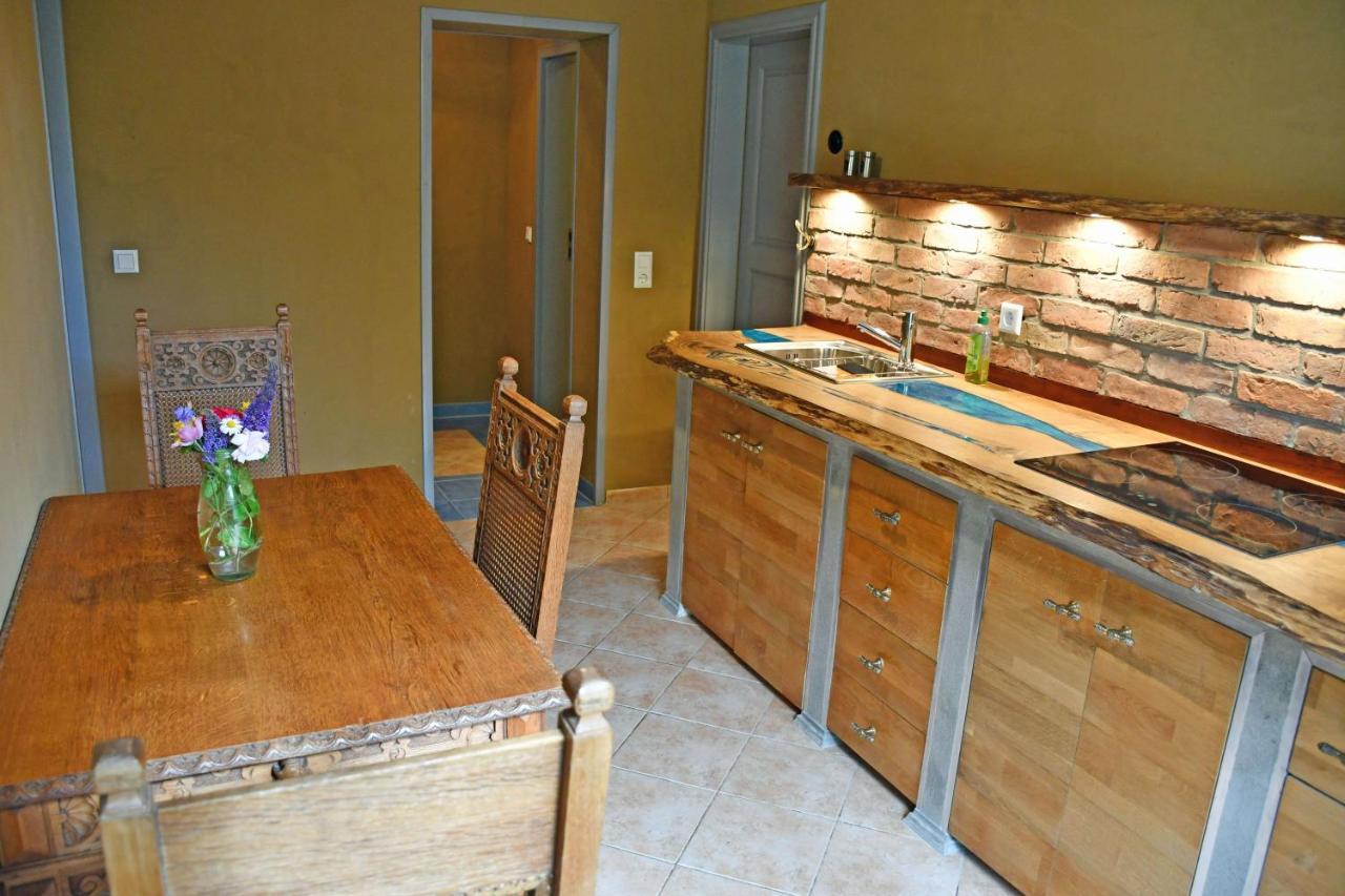 Ferienwohnungen Im Gutshaus Gnies Ngoại thất bức ảnh