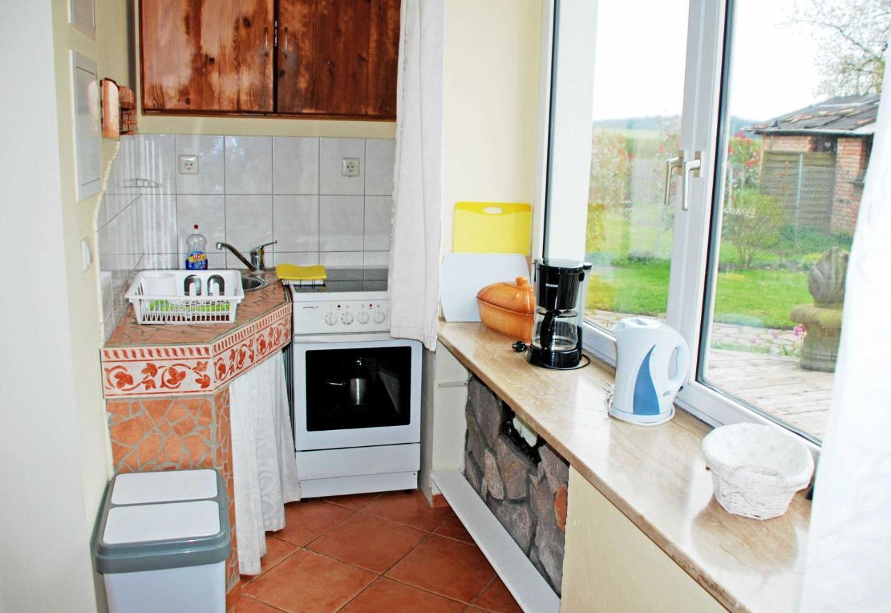 Ferienwohnungen Im Gutshaus Gnies Ngoại thất bức ảnh