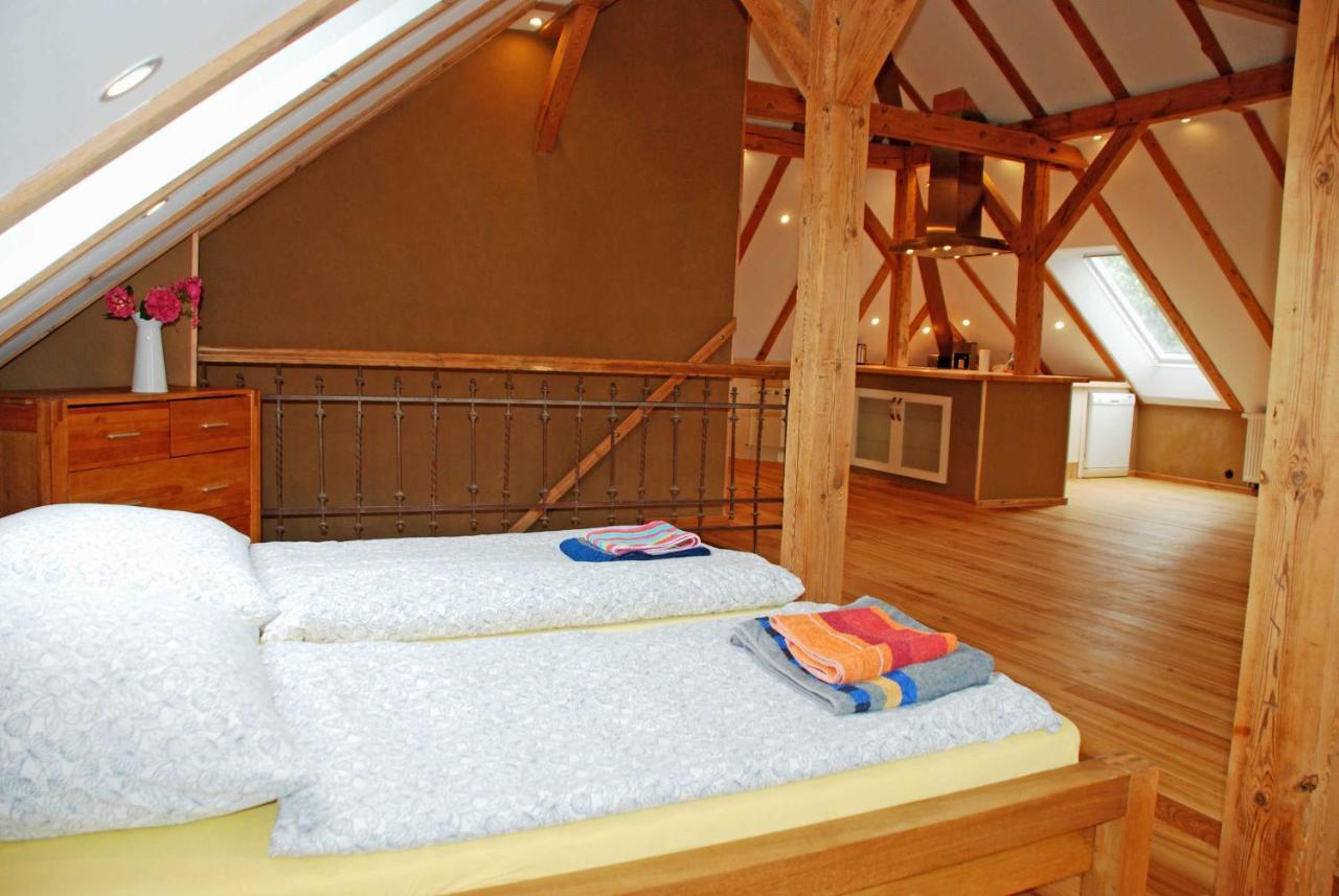 Ferienwohnungen Im Gutshaus Gnies Ngoại thất bức ảnh